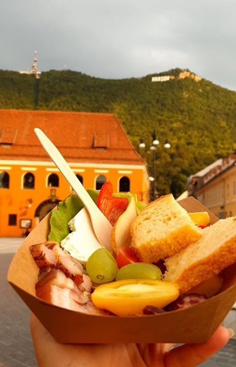 slow food Brasov Piata Sfatului